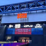 Private Apartment 2 Minutes From Zenith De Paris