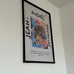 Private Apartment 2 Minutes From Zenith De Paris