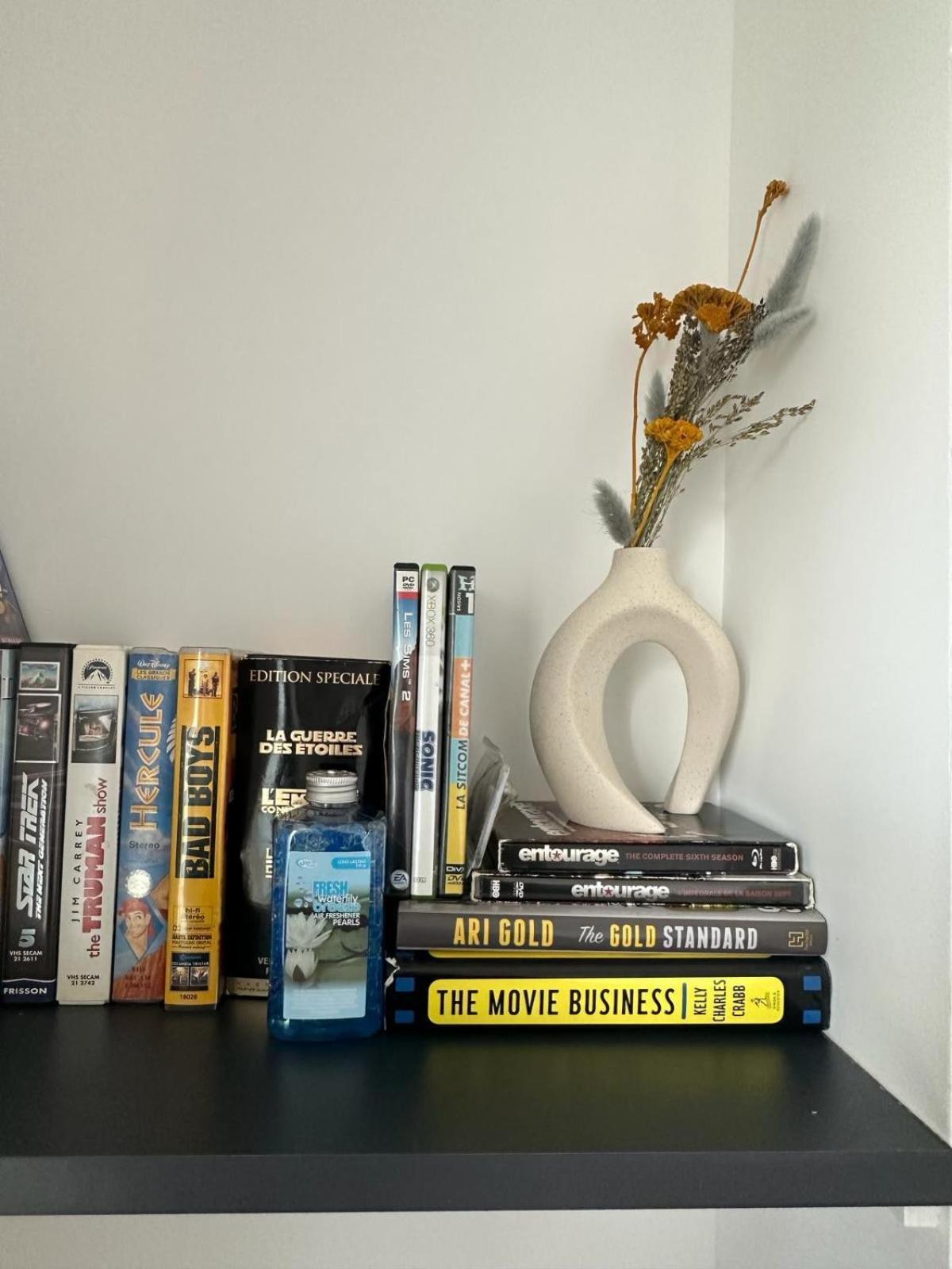 Private 2 Minutes From Zenith De * Parigi